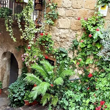 Apartment Charming Studio In 35 Sqm City View